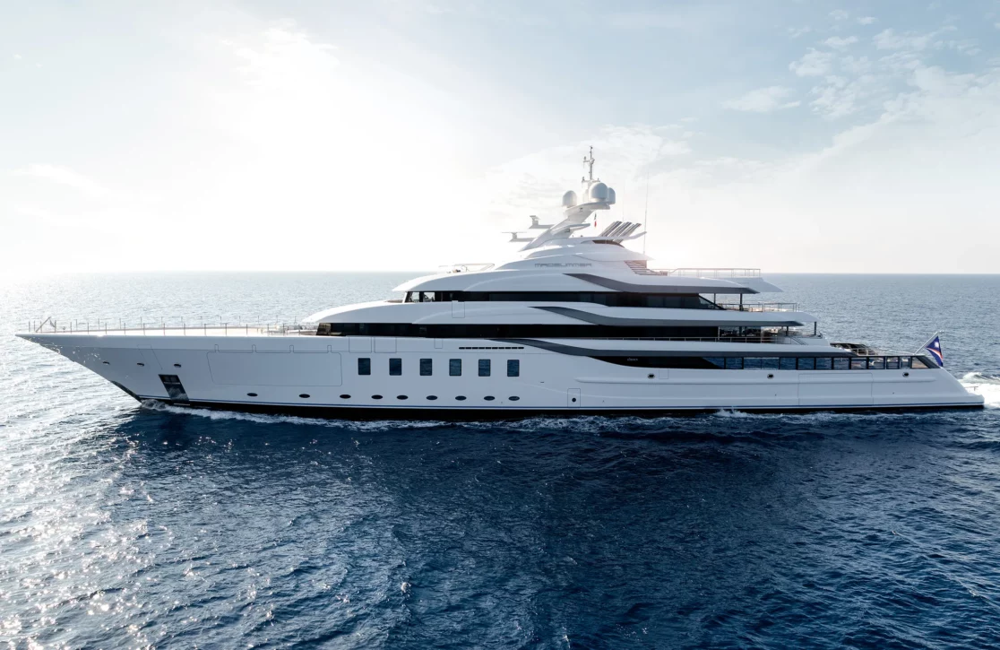 An image of CC-Summer yacht