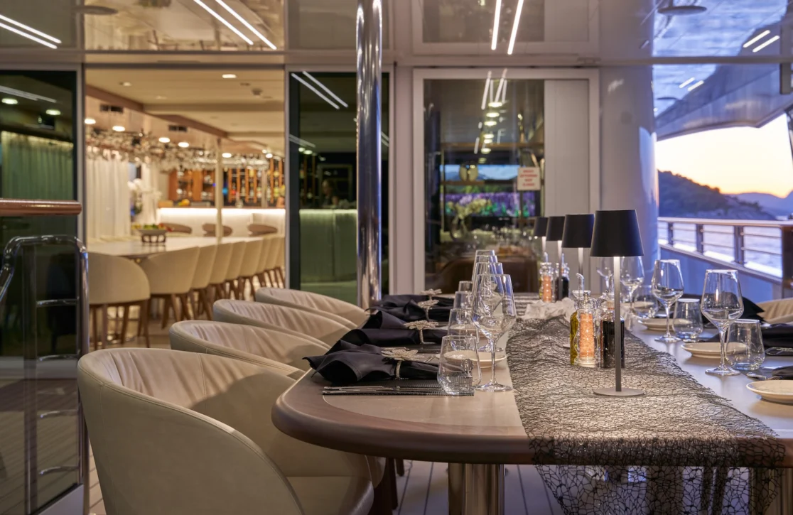 An image of Aeterna yacht