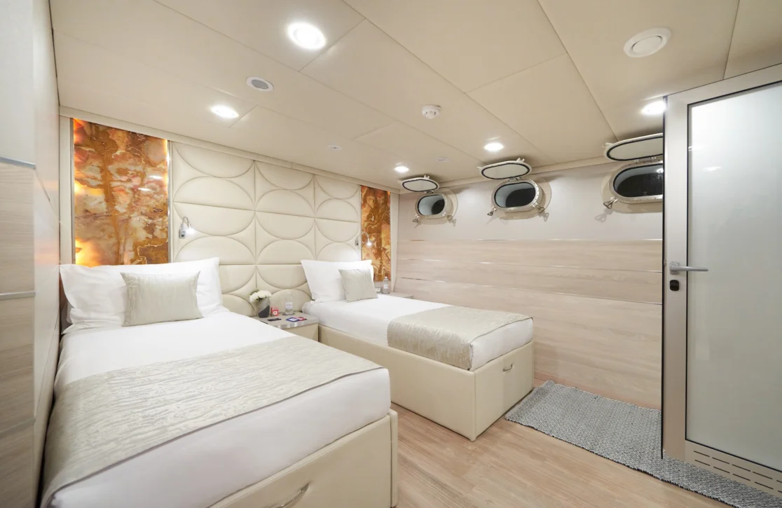 An image of Aeterna yacht