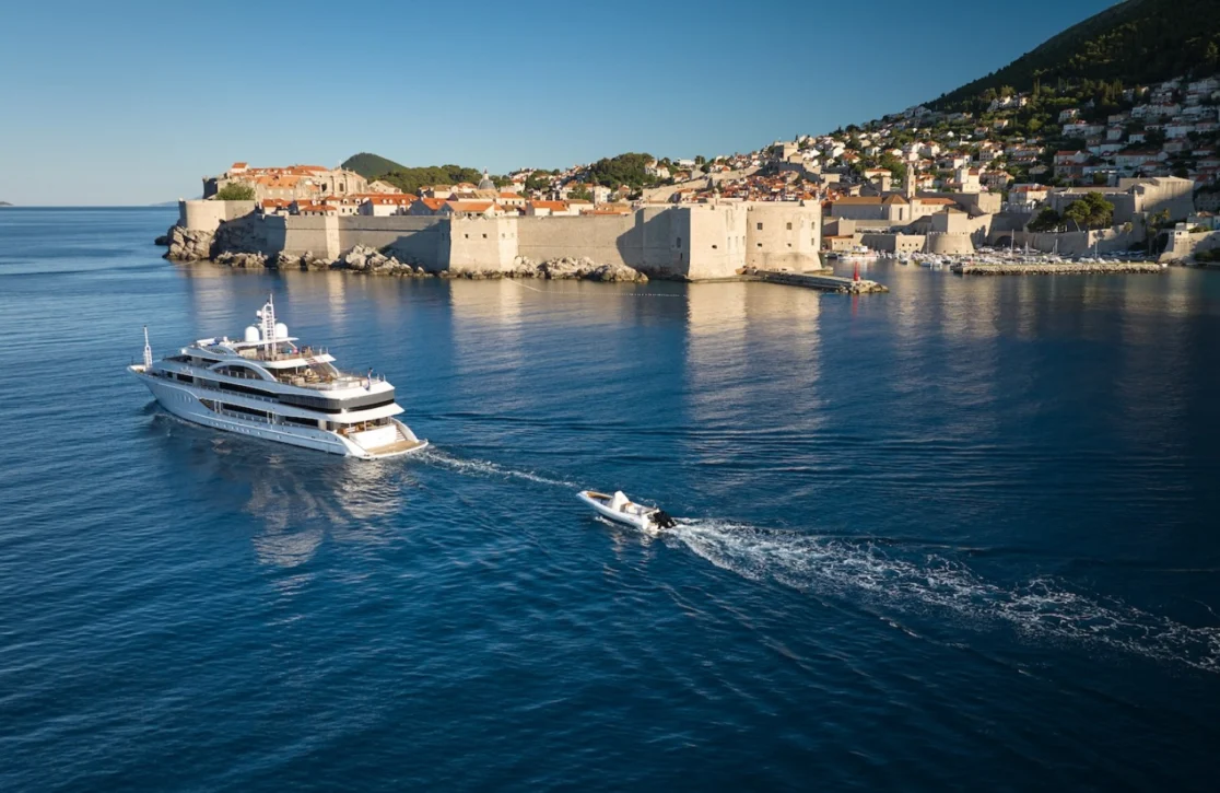 An image of Aeterna yacht