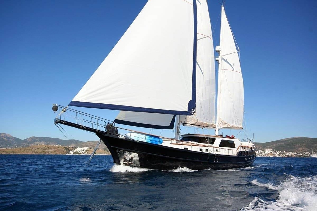 An image of Didi yacht