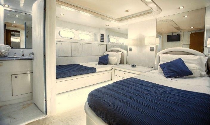 An image of Dream yacht