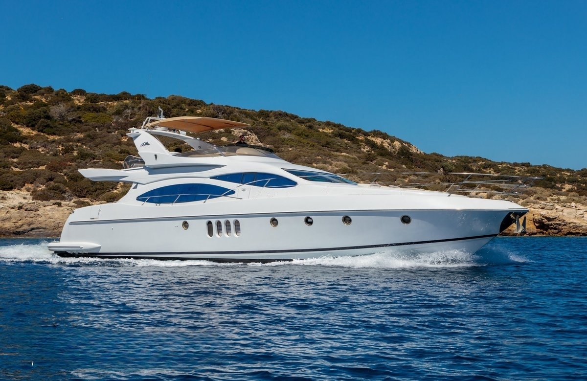 An image of Dream yacht