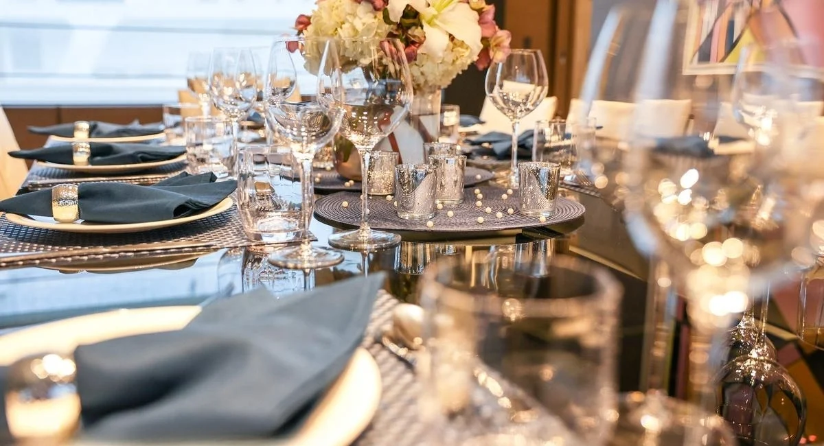 A preview of interior Dining