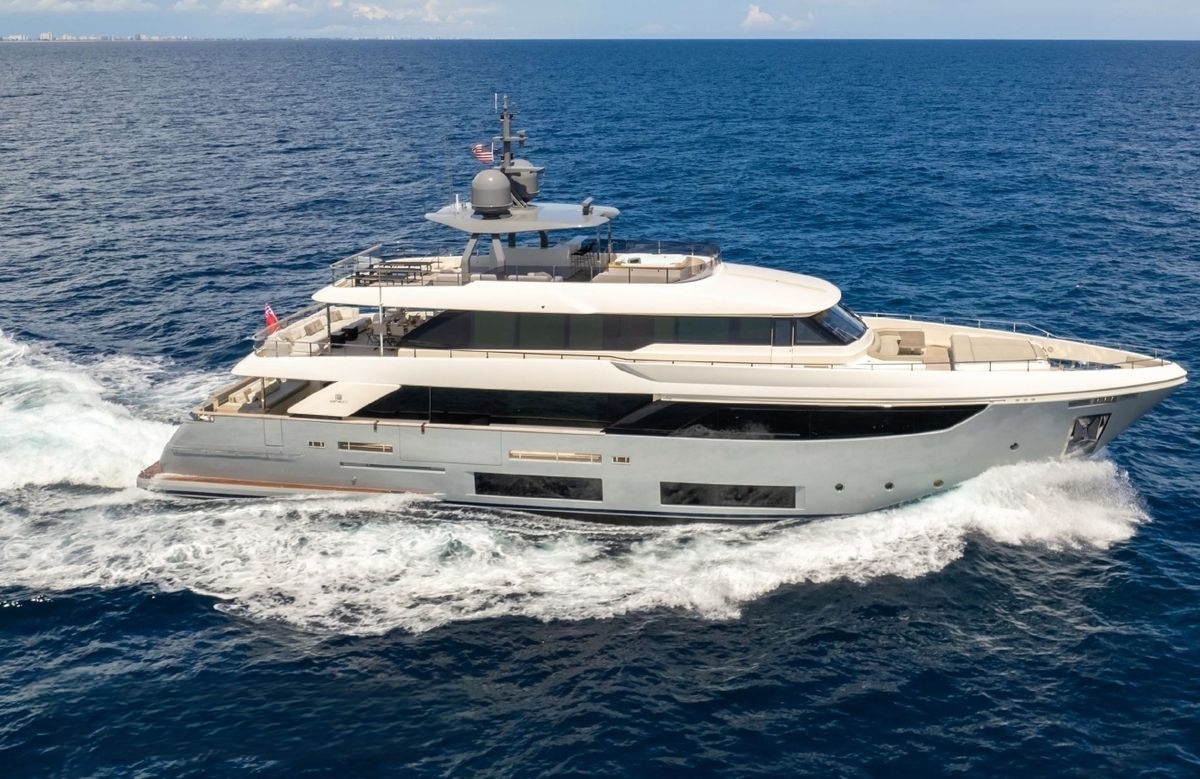 An image of Fifi yacht