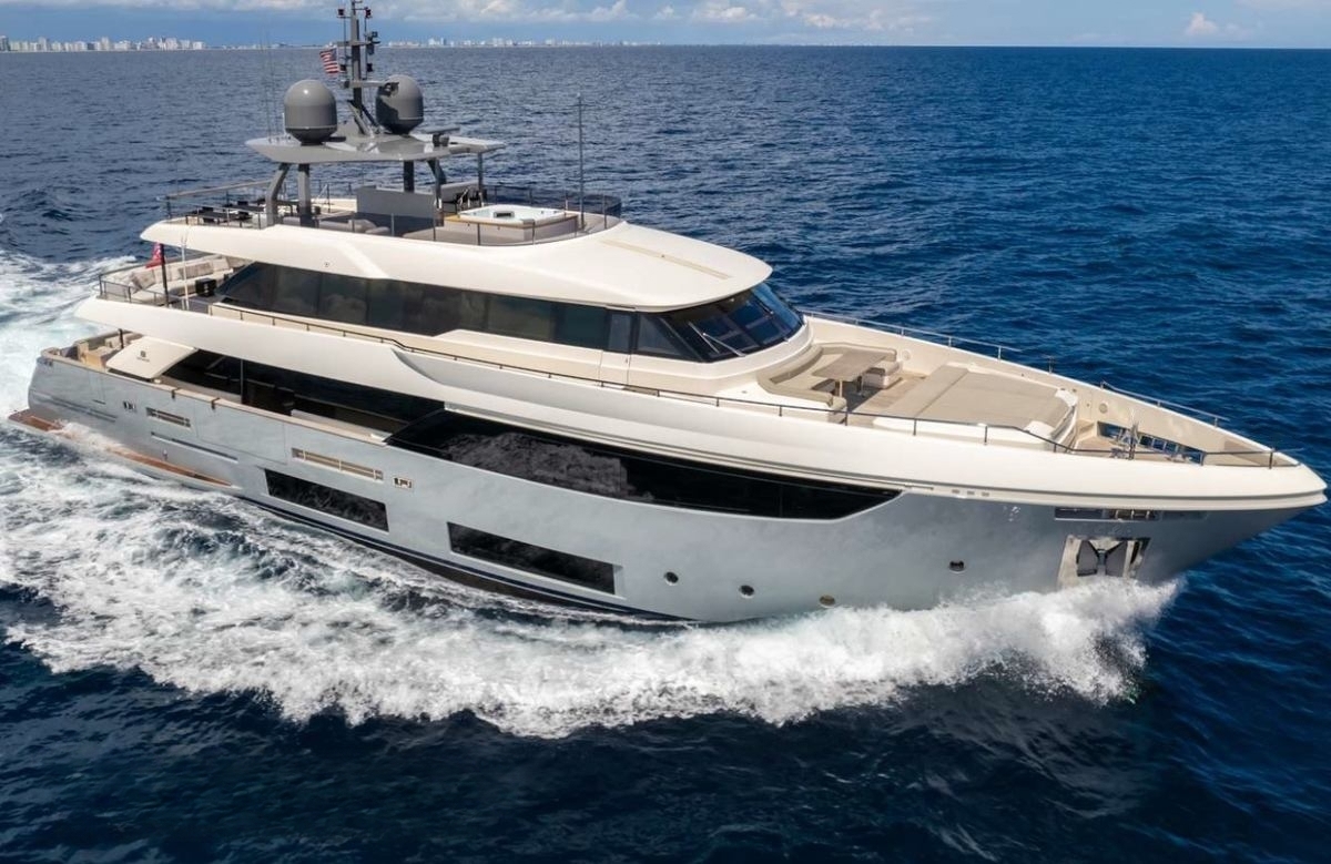An image of Fifi yacht
