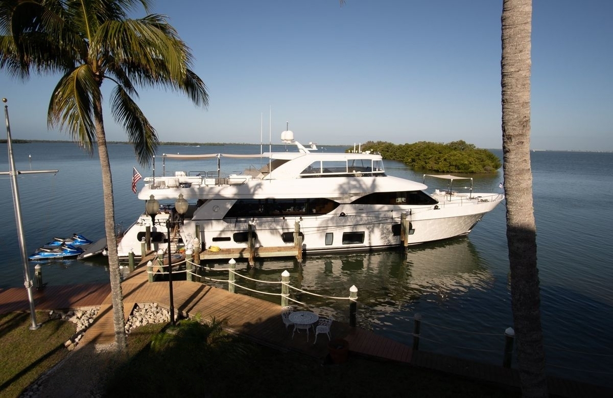An image of Entrepreneur yacht