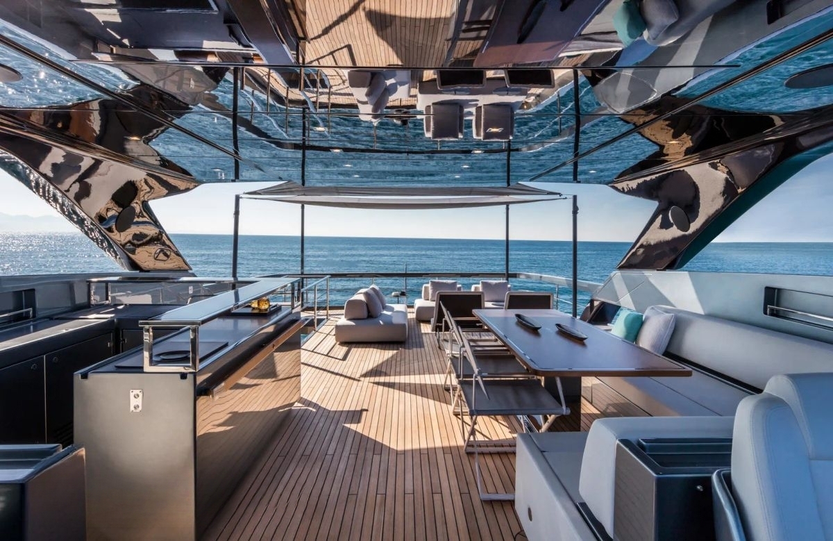 An image of Maximus yacht