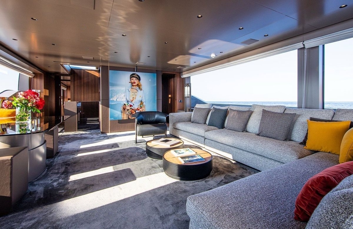 An image of Seven yacht