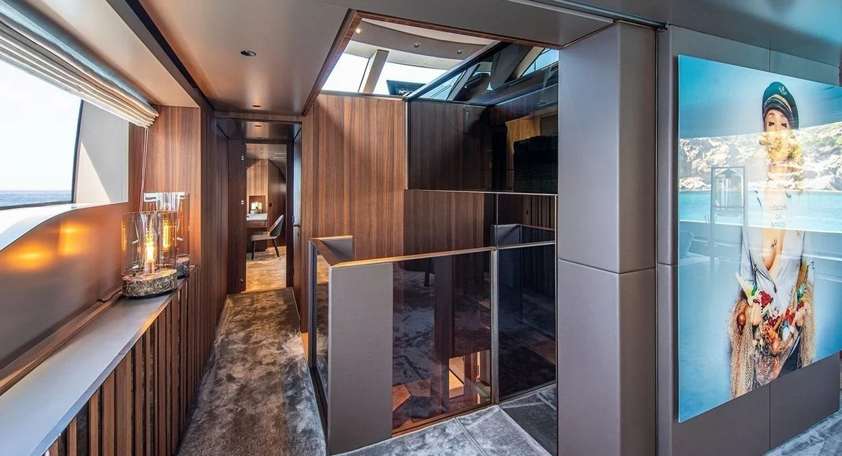 A preview of interior Hallway