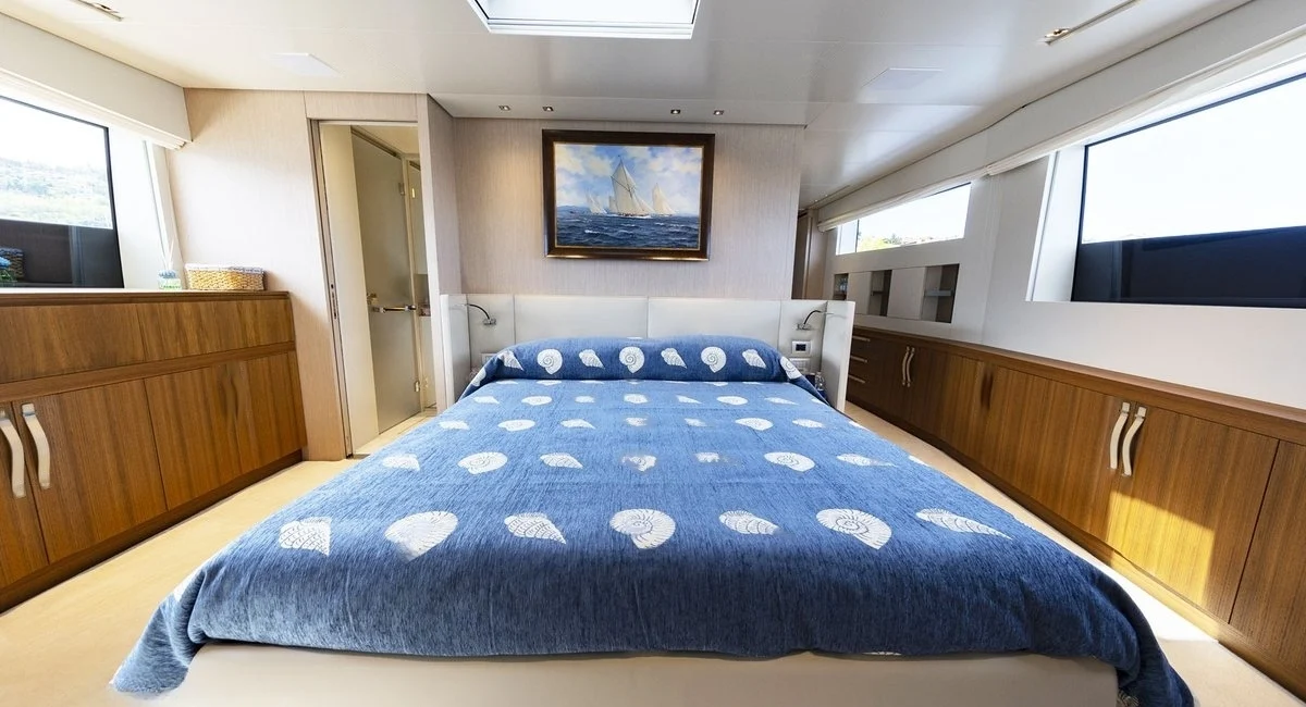 A preview of interior Bedroom cabin