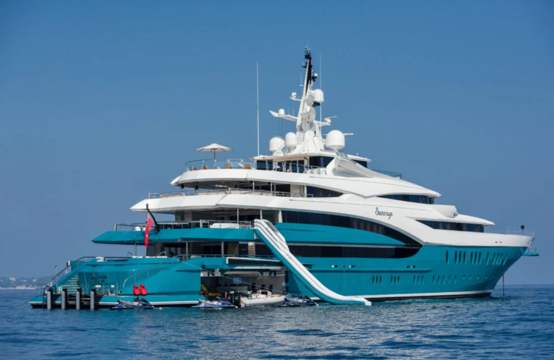An image of Sunrays yacht