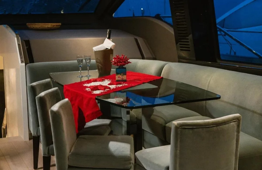An image of Noi 6 yacht