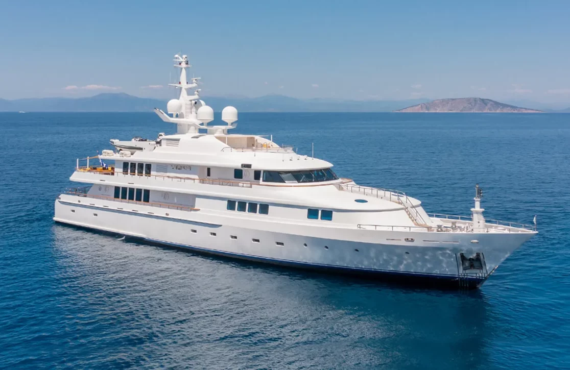 An image of Vera yacht