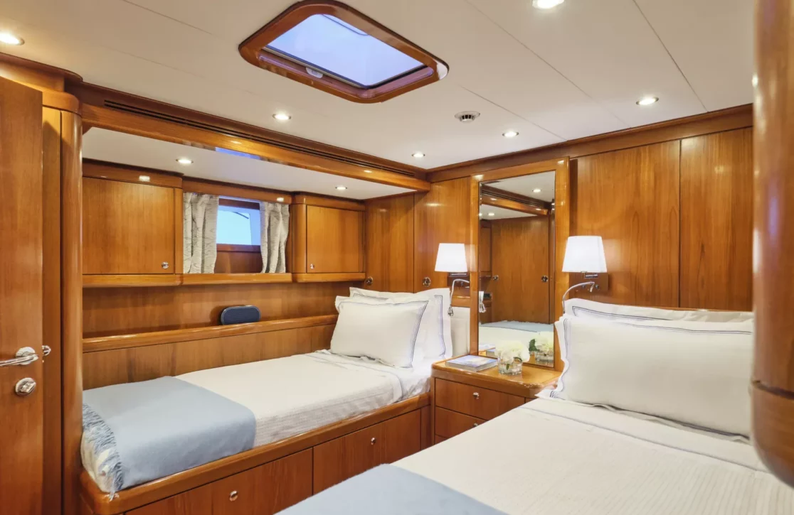An image of Eratosthenes yacht