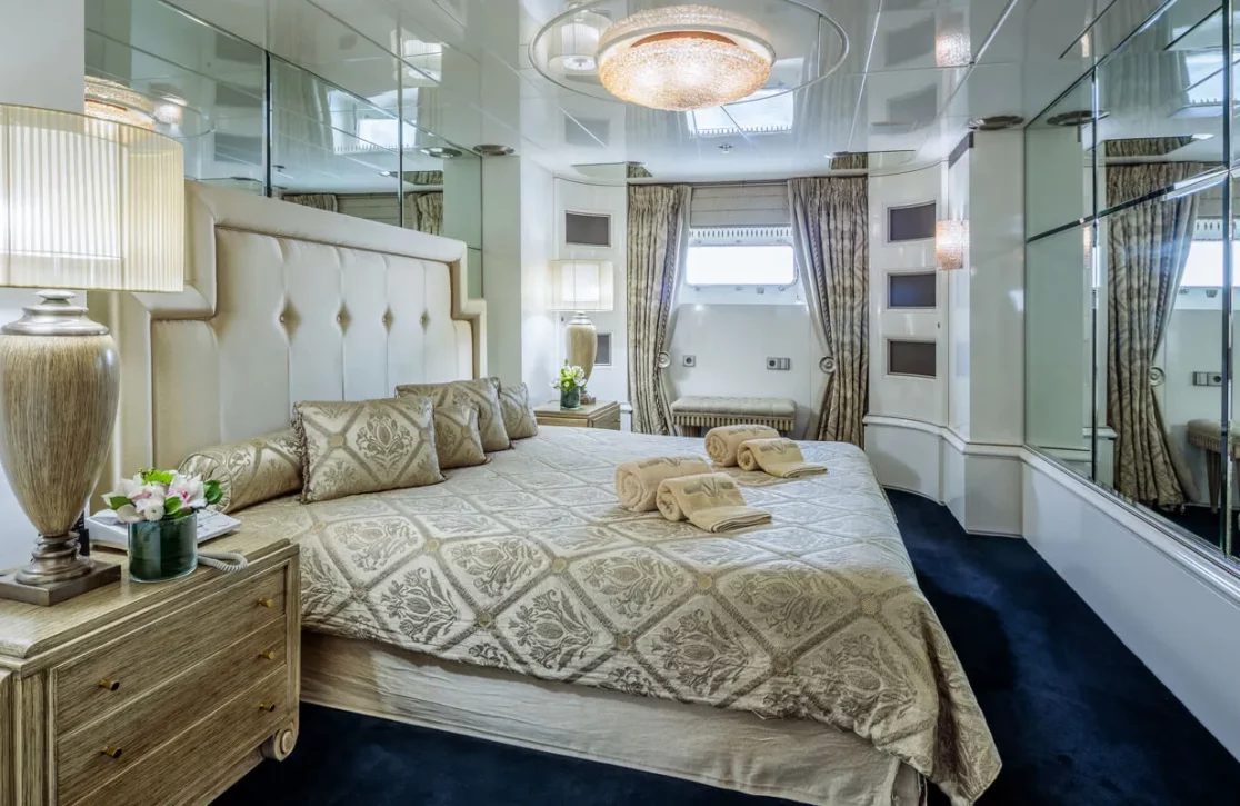 An image of Vera yacht
