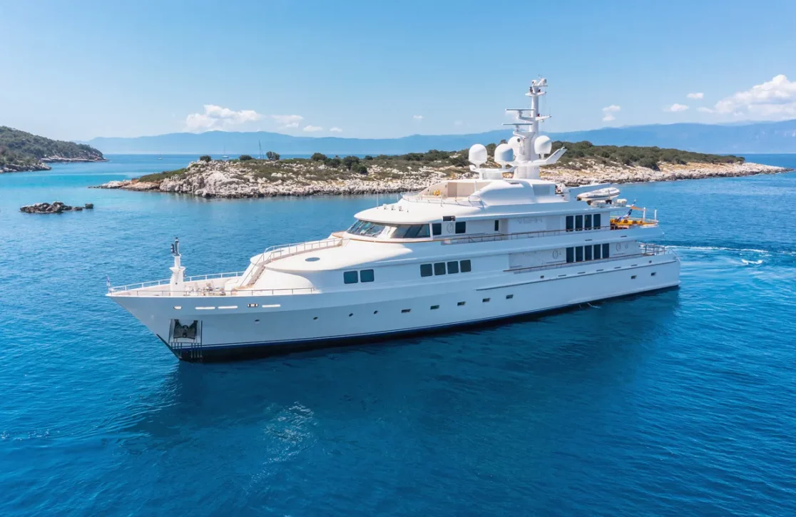 An image of Vera yacht