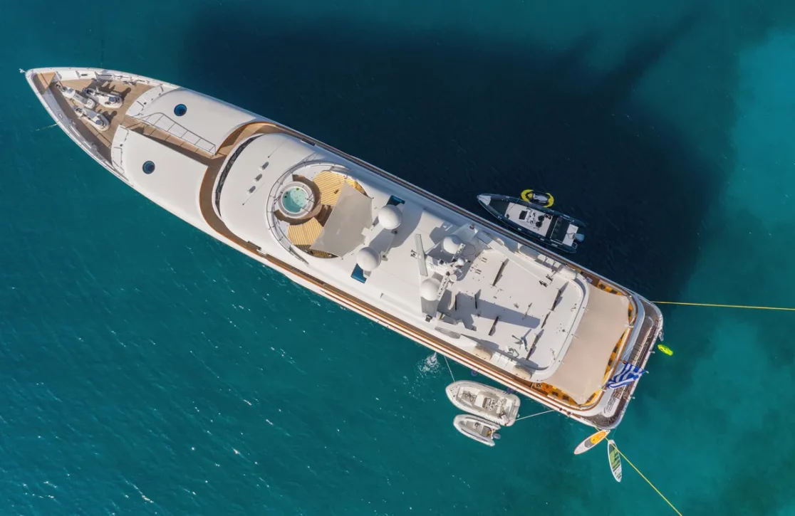 An image of Vera yacht