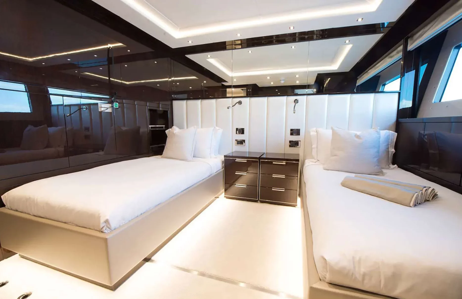 A preview of interior Bedroom cabin
