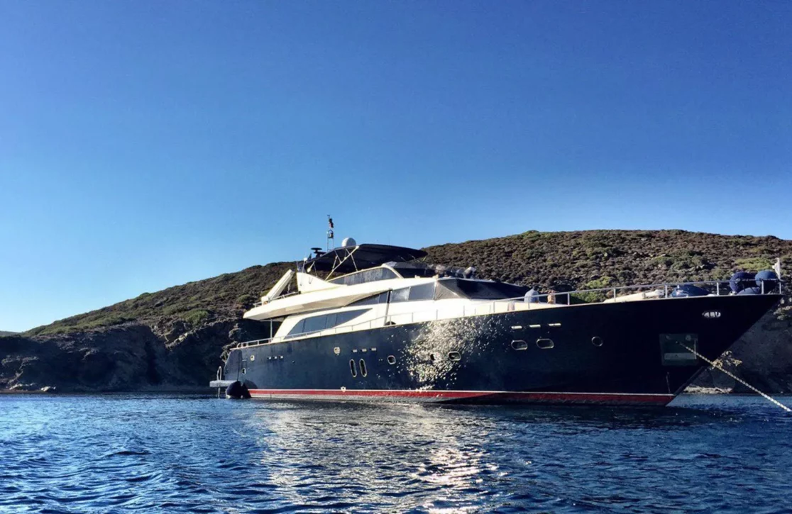 An image of Atalanti yacht