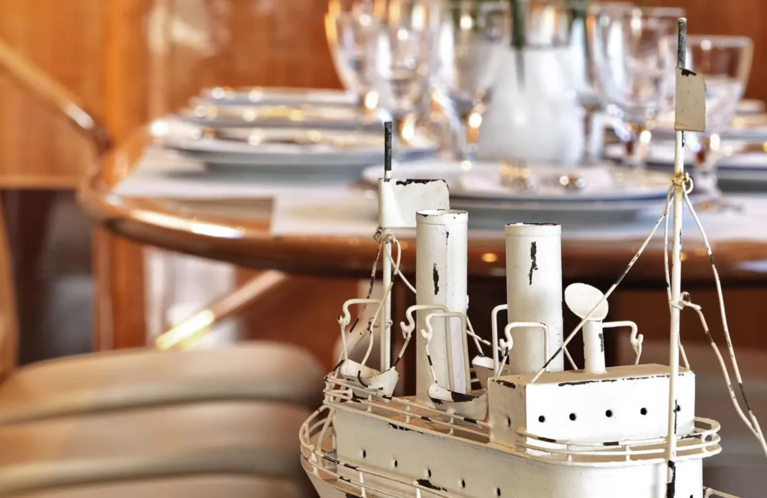 An image of Atalanti yacht