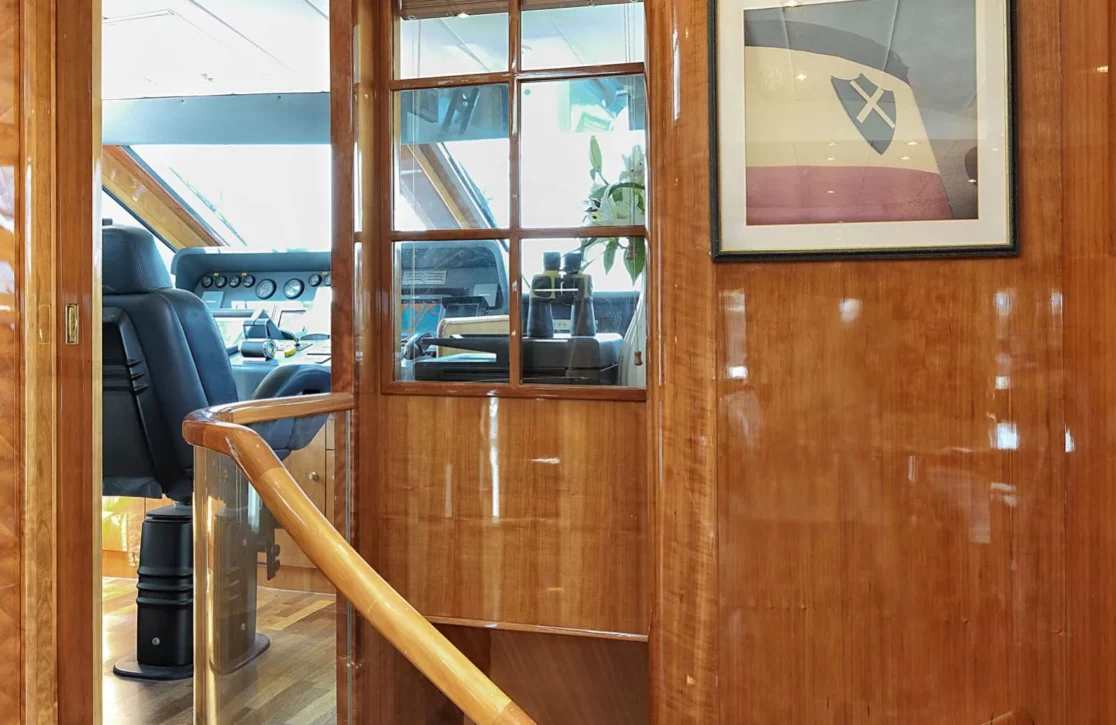 An image of Atalanti yacht