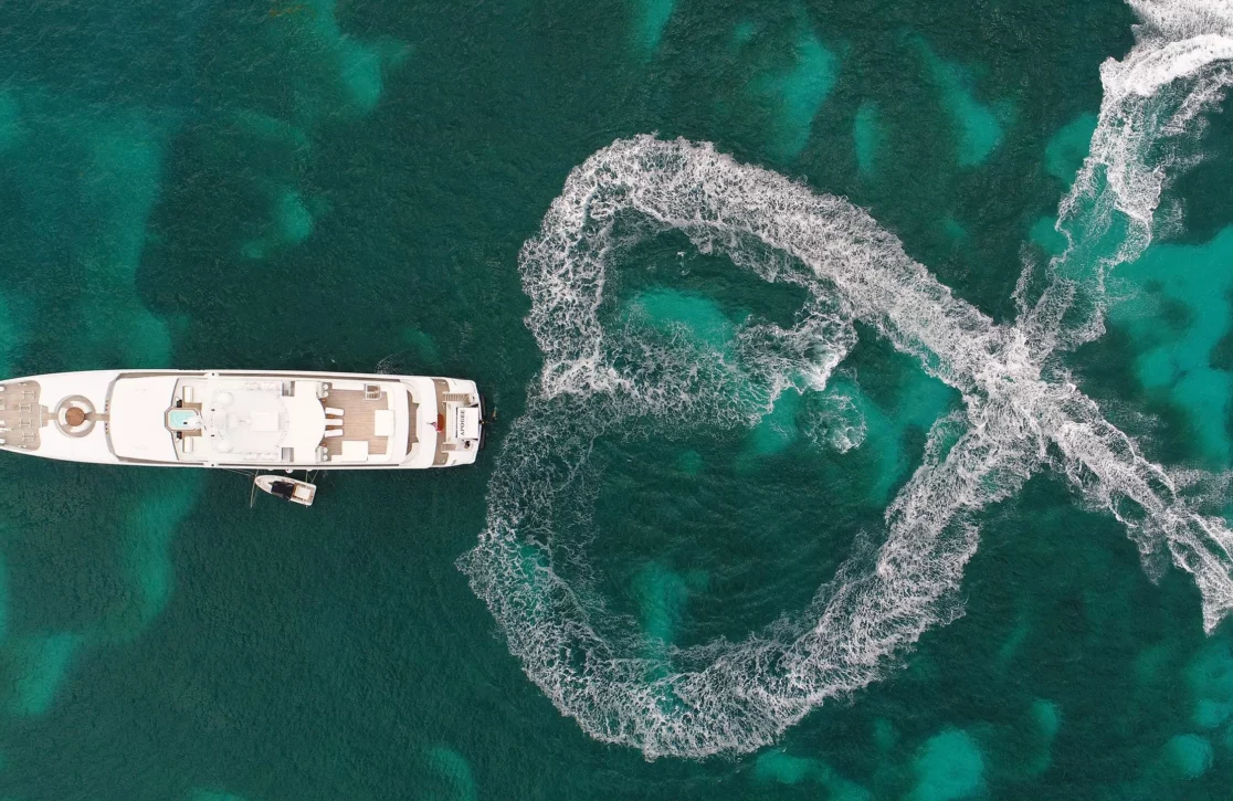 An image of Apogee yacht