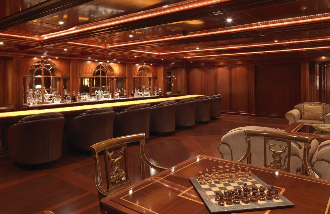 An image of Apogee yacht
