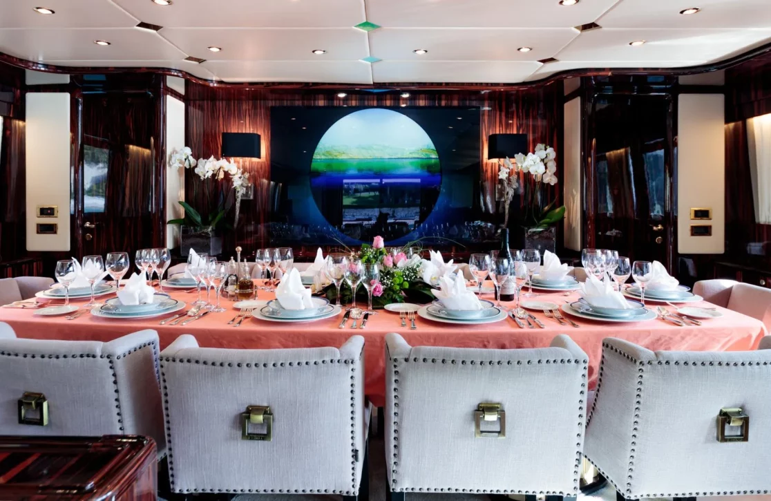 An image of Hemilea yacht
