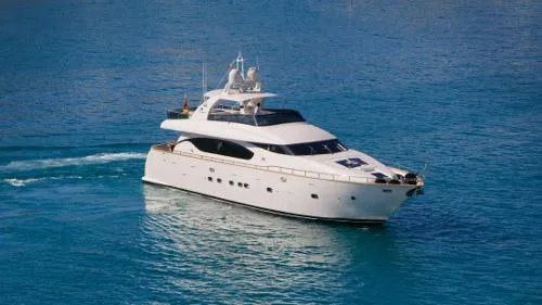 An image of Meme yacht