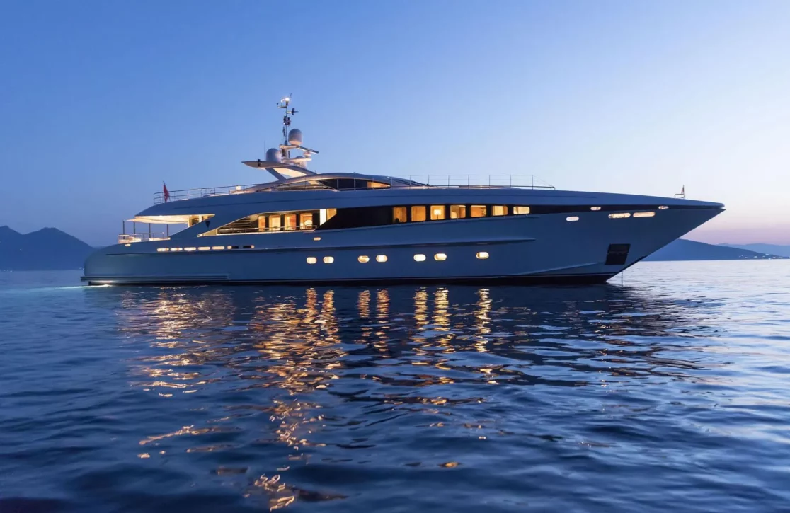 An image of L’equinox yacht