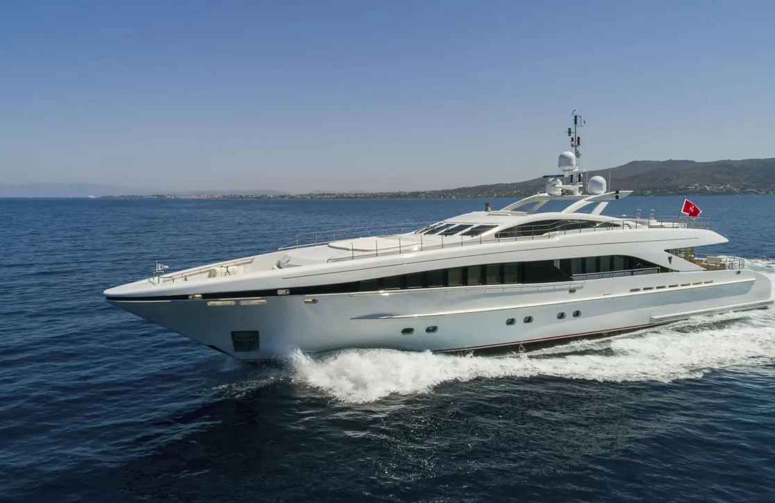 An image of L’equinox yacht