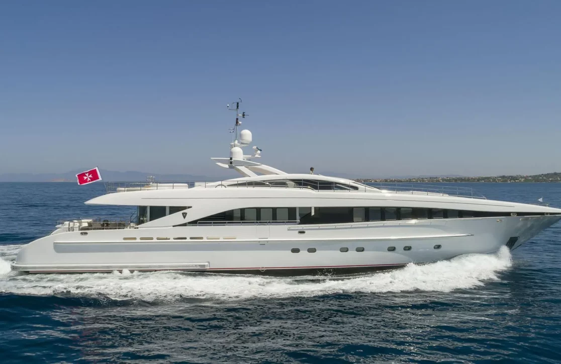 An image of L’equinox yacht