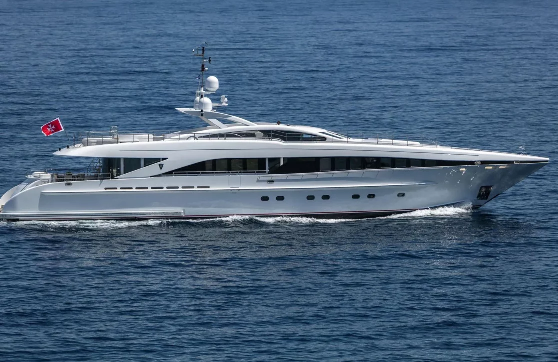 An image of L’equinox yacht