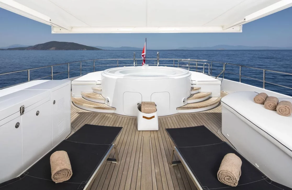 An image of L’equinox yacht