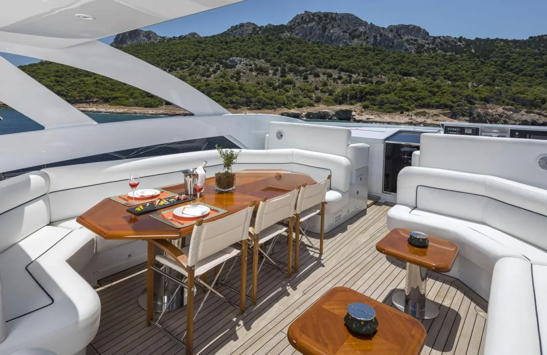 An image of L’equinox yacht