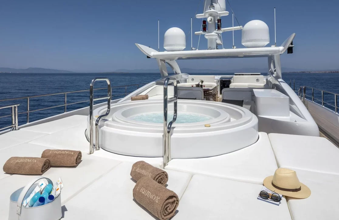 An image of L’equinox yacht
