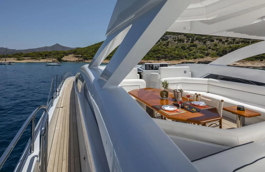 An image of L’equinox yacht