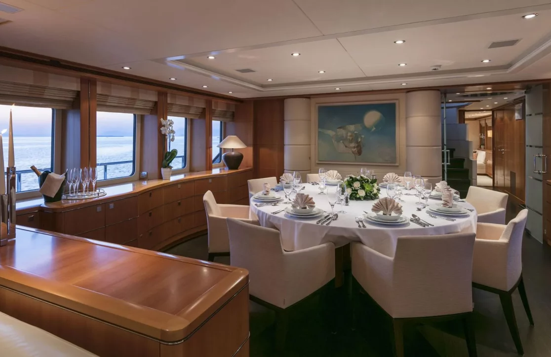 An image of L’equinox yacht