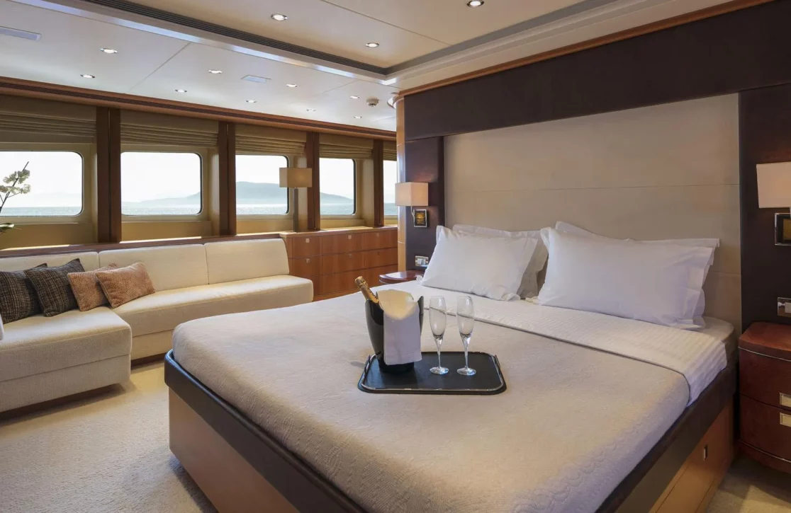 An image of L’equinox yacht