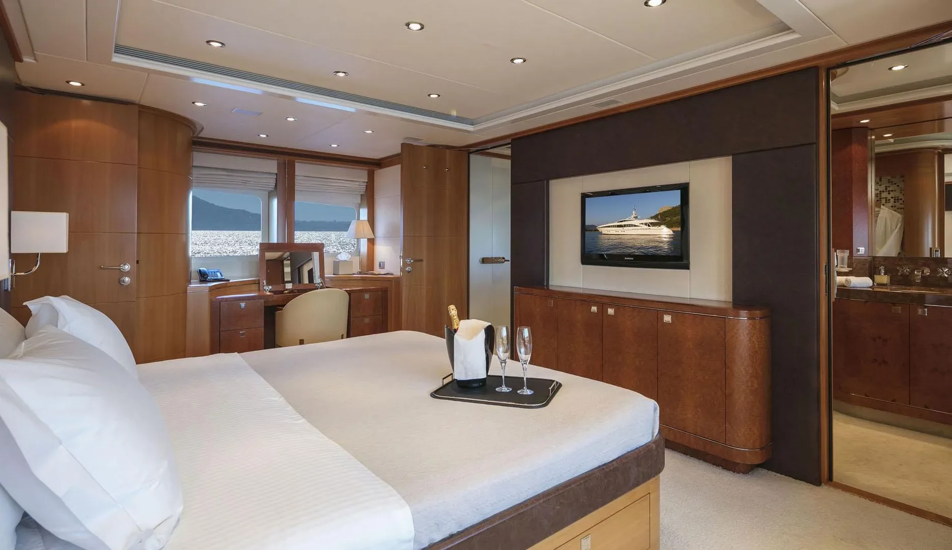 A preview of interior Bedroom cabin