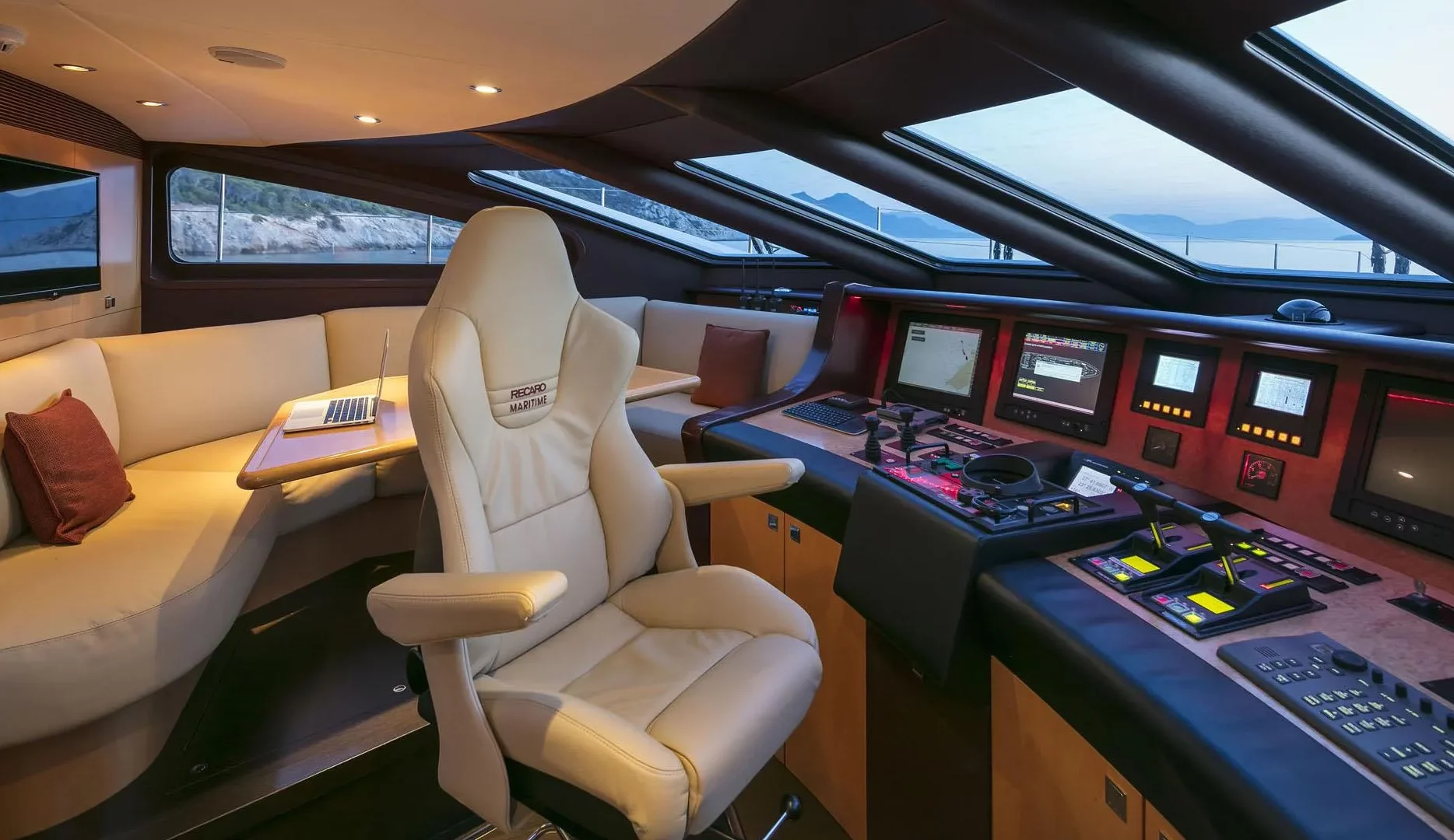 A preview of interior Bridge driving area