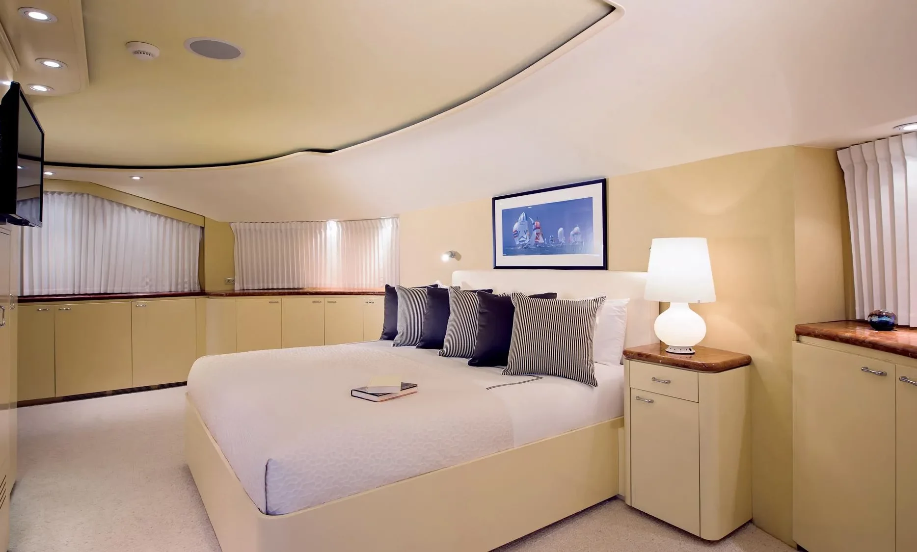 A preview of interior Bedroom cabin