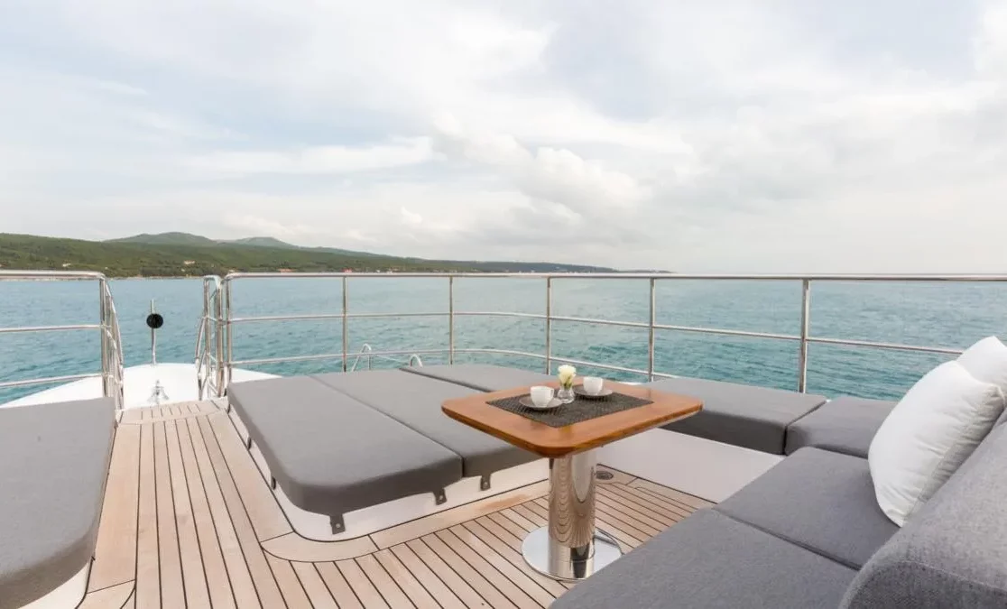 An image of Edesia yacht
