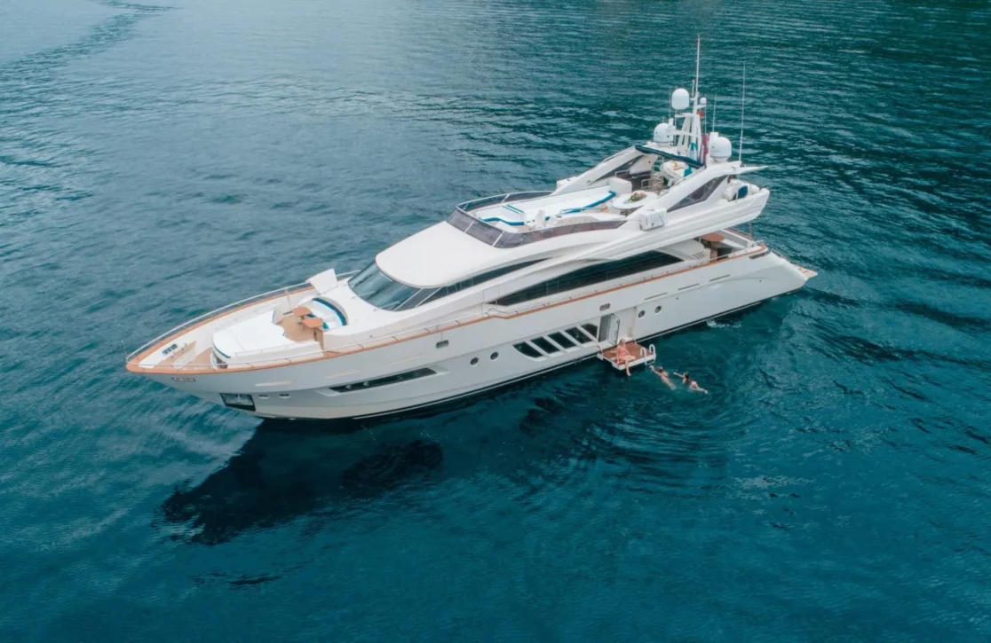 An image of Lady Mura yacht