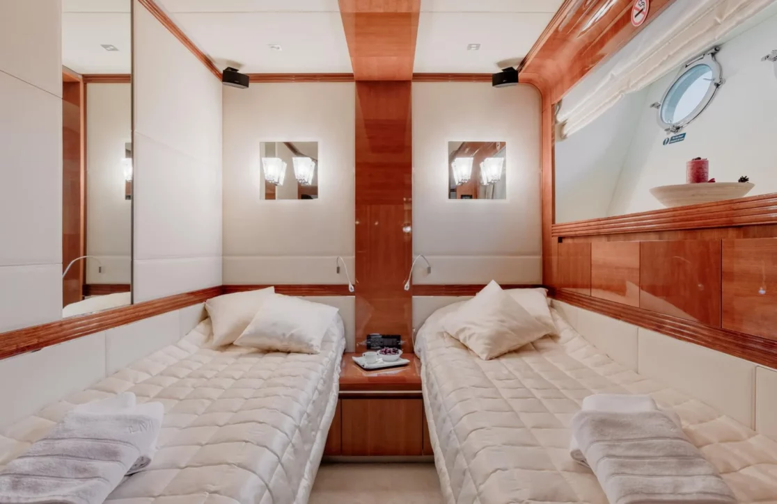 An image of Lady Mura yacht