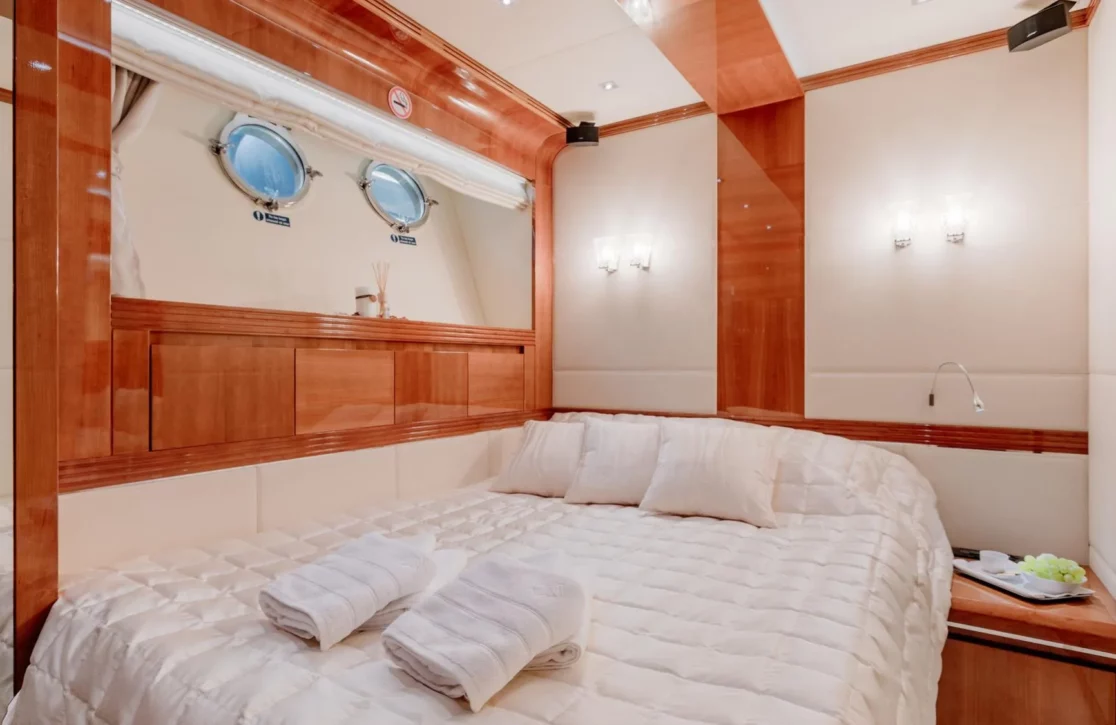 An image of Lady Mura yacht
