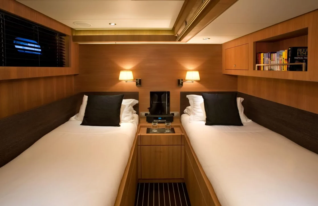 An image of Icarus yacht