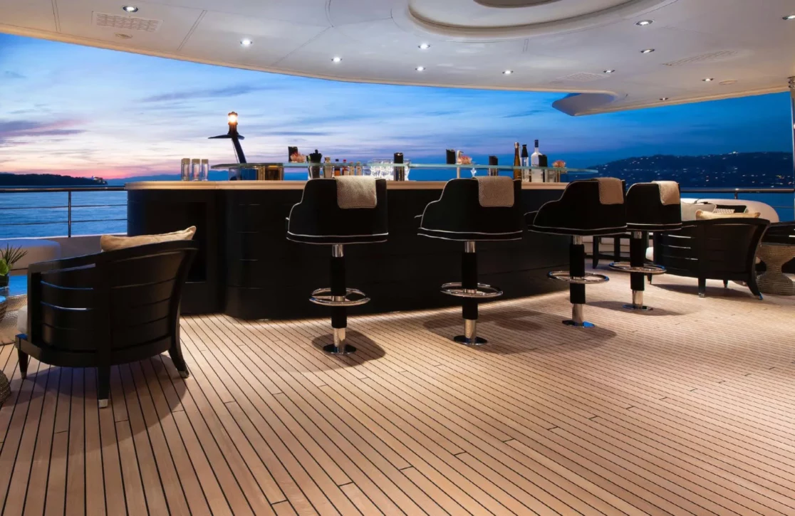 An image of Sunrays yacht