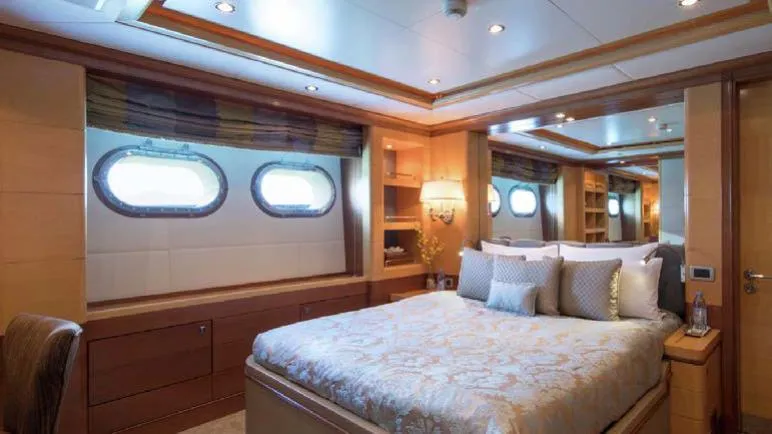 An image of Diane yacht